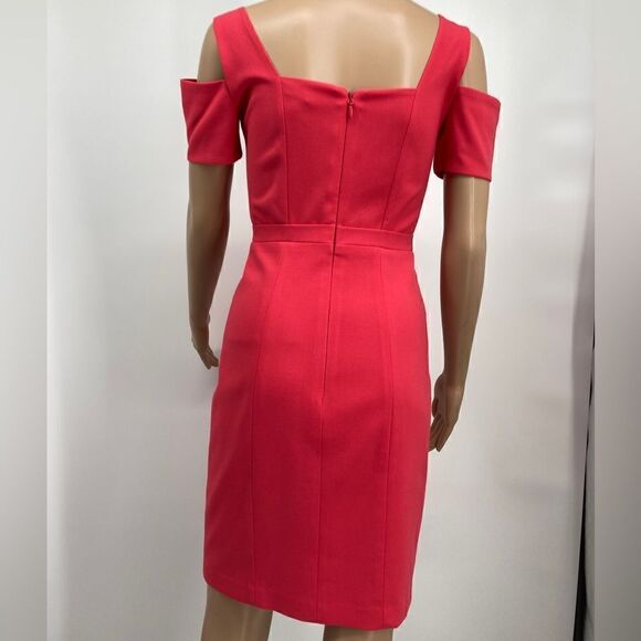 BCBG Maxazria Lipstic Red Cold Shoulder Size 2/XS Like New - Picture 7 of 11